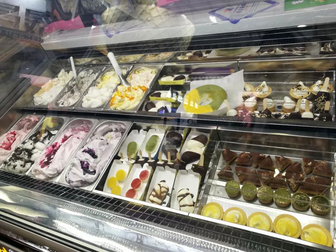 开冰淇淋店哪里赚钱,开一家冰淇淋店一个月能赚多少钱