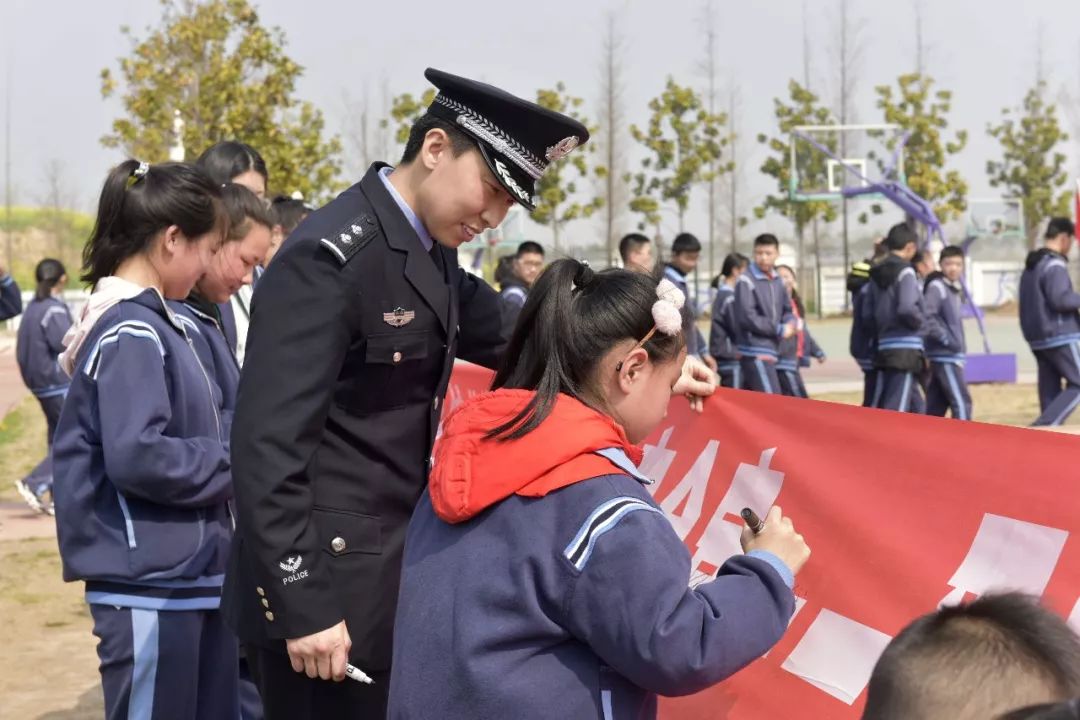 报警钱追回了可以撤案吗,案件破了但是钱可以追回吗