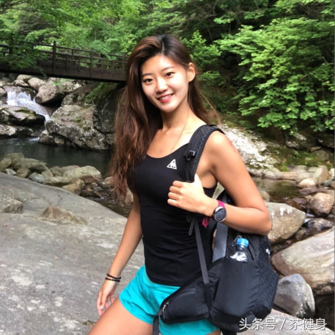 拒绝虎背熊腰5步练出纤细美背,虎背熊腰怎么减掉最有效瘦背