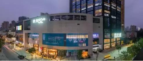 旋风少年·卓越新生｜2018世茂巴萨国际足球训练营成都站开赛中