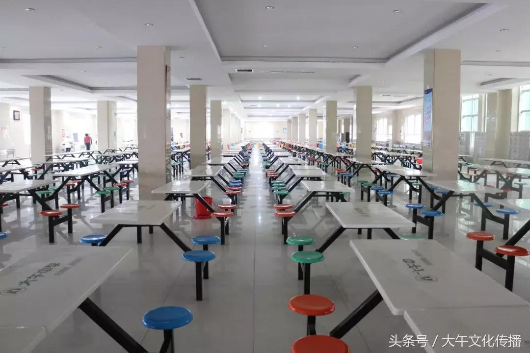 大午学校小学报名电话,大午学校的小学收费标准