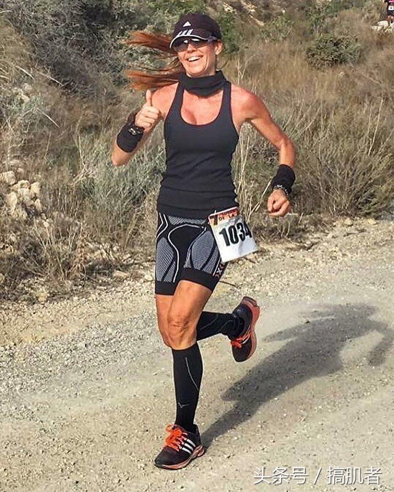 跑步时扭伤了腰怎么办,如何防止跑步时脚扭伤