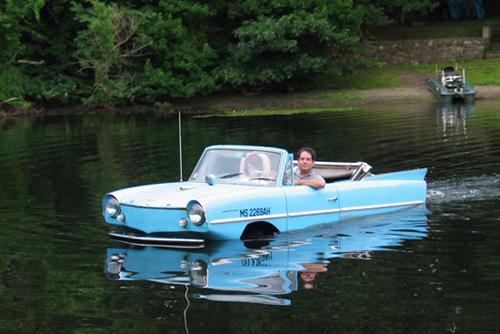 汽车水中漫步,汽车涉水如何驾驶