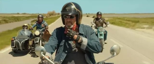 高冷大叔和小萝莉的故事，被法国人拍得这样随性感