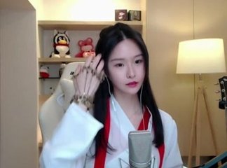 主播阿冷现在的状况,斗鱼嘉年华阿冷翻车