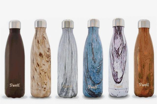 当代女孩喝奶茶,女孩子的快乐都是一杯奶茶给的