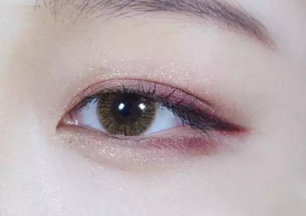日常眼妆就这么画吧简单好学,这种眼妆画出来真的混血感十足