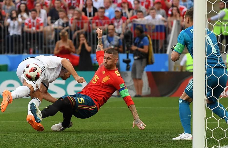 最耻辱一战创三大世界杯纪录,西班牙Tiki-Taka彻底成笑话!