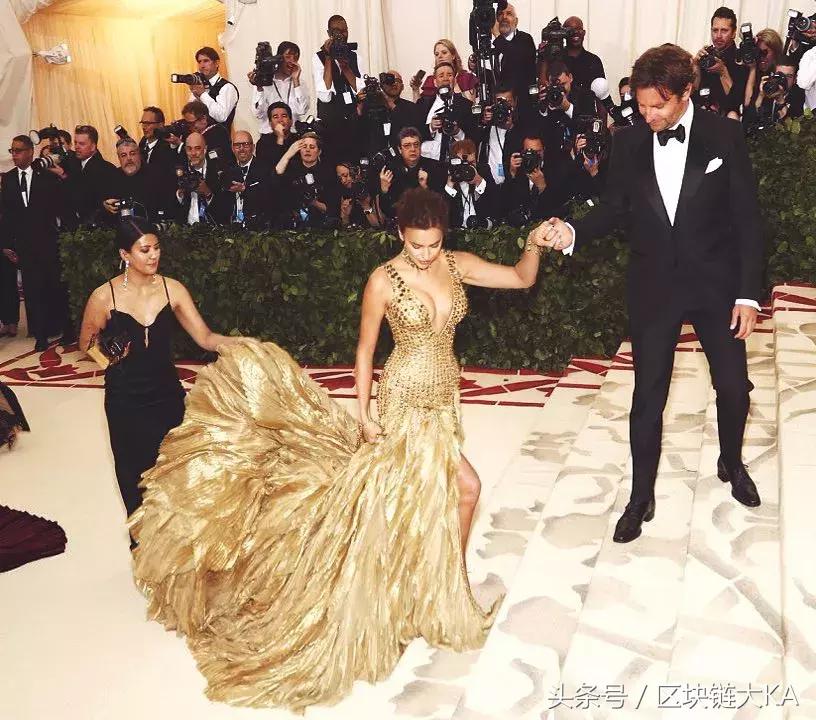 全球最帅的面孔c罗,甩了身价30亿的c罗