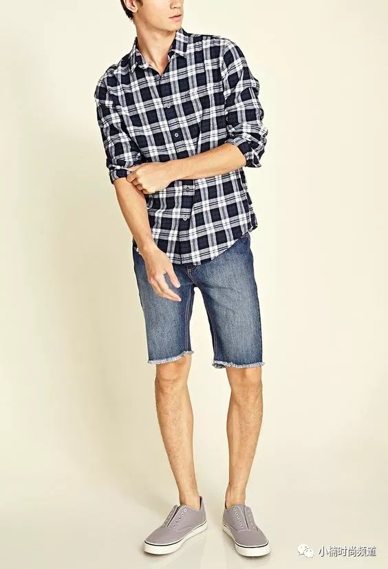 男士夏季牛仔裤穿搭技巧,牛仔裤穿搭男士夏季高级感