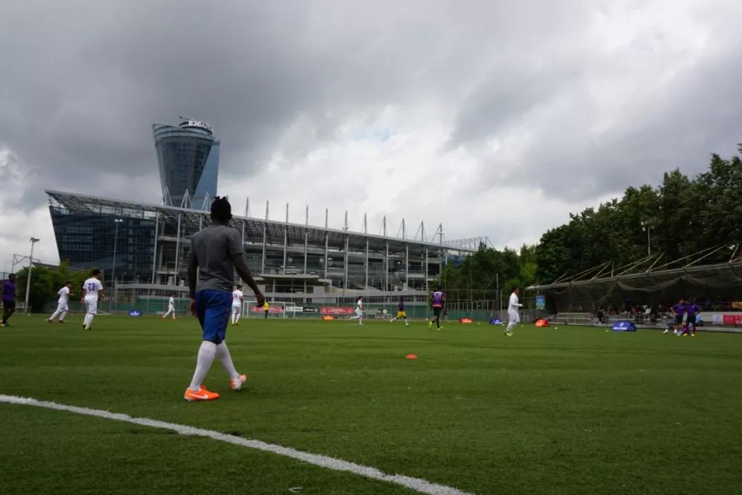 涓嫃鍙嬭皧涓囧彜闀块潚瑙嗛,涓縿鍙嬭皧涓囧彜闀块潚瀹屾暣瑙嗛