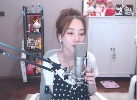 冯提莫黑周传雄,冯提莫别找我麻烦