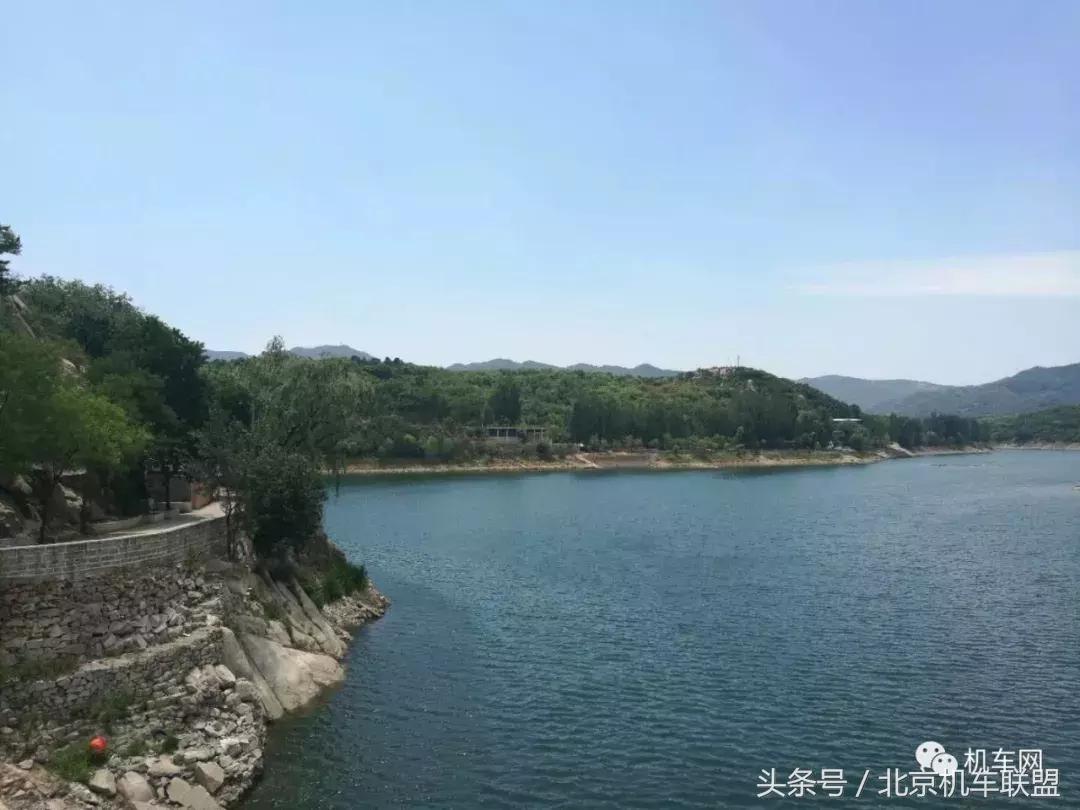 鎽╁弸鍏矾涓婂睍绀烘懇鎵樿溅甯呮皵鍗佽冻,鎽╁弸楠戣缇庢櫙瑙嗛