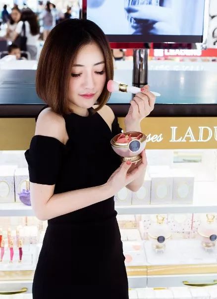 在香港转机逗留如何提供有效机票,香港转机想停留怎么订机票