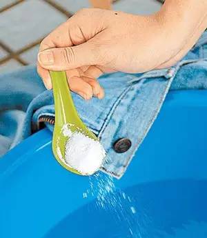 衣服一洗就起毛怎么办,脱色衣服用什么方法洗才不脱色