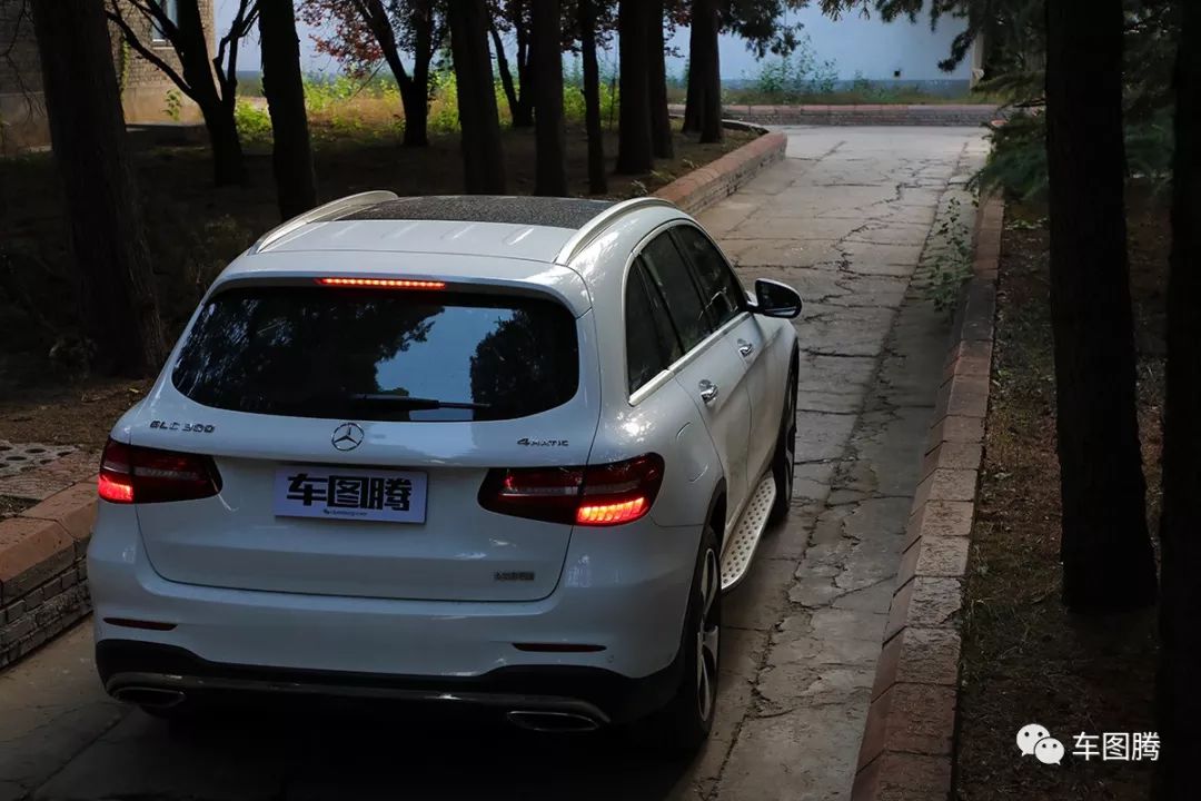 奔驰glc试驾第一视角感受,奔驰glc深度测评跑山路