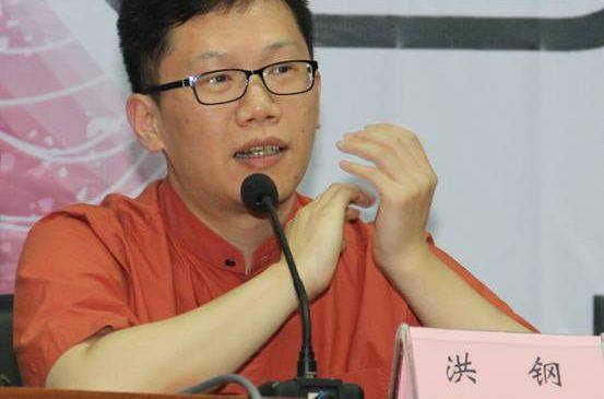 加时赛只有25分钟，2射全中变几乎百分百，央视神解说引球迷痛批