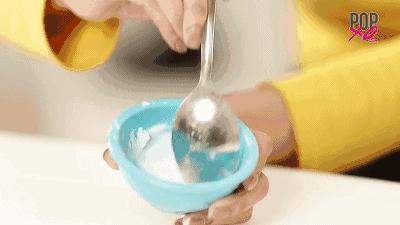 油烟机去污渍的小妙招有哪些,十年油烟污渍一喷就干净