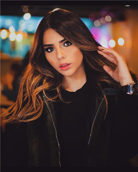 哥伦比亚最美女球迷图片,俄罗斯世界杯哥伦比亚女球迷