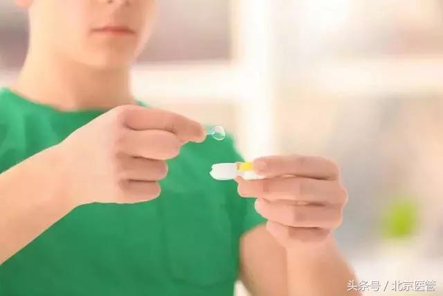 小孩近视去视力矫正中心有用吗,同仁医院看近视眼全过程