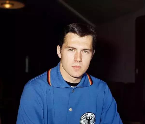 足球世界杯巨星有哪些,世界杯历史上最强大的足球队