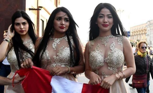 世界杯八位最美女球迷：韩国最美网红垫底维多利亚超模仅排第二