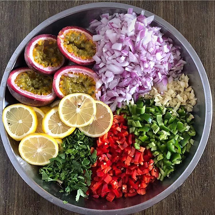 网红柠檬酸辣鸡爪你吃了吗,酸辣柠檬鸡爪最火视频