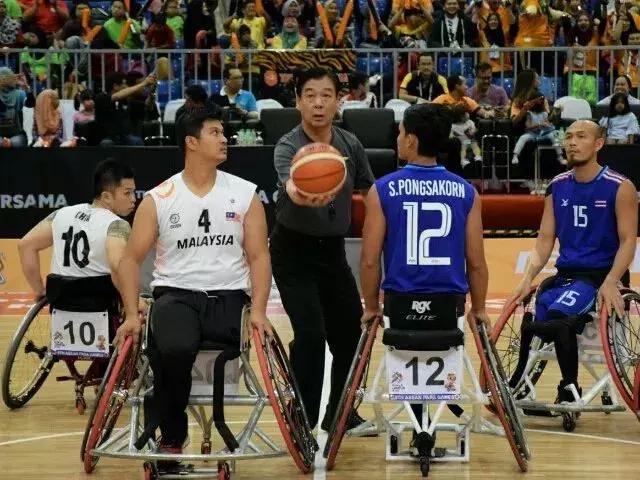 社会体育指导员刘鹏,张俊健身