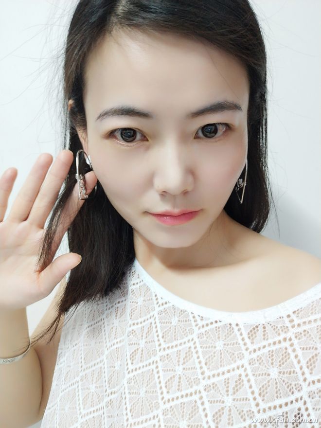 9.9元秒杀自拍神器,39元多功能自拍神器