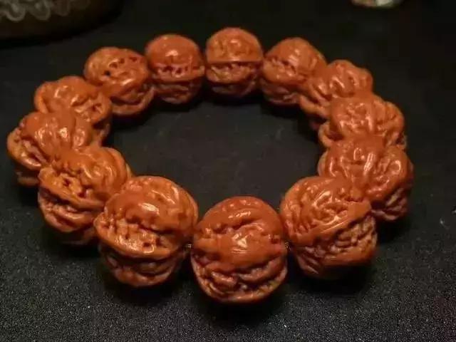 当文玩崛起的时候,文玩核桃下一个崩盘品种