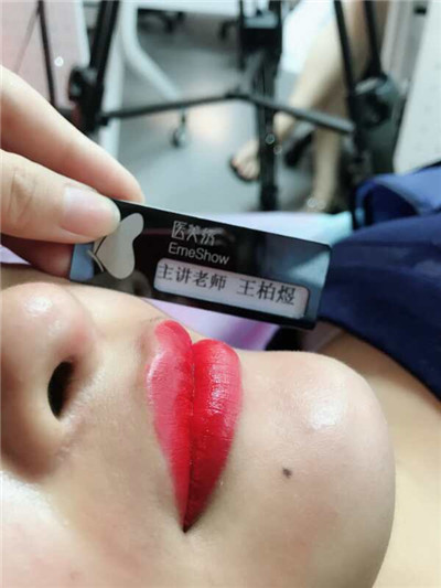 半永久漂唇价目表,半永久漂唇能维持多久