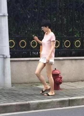 大小s两姐妹照片,大小s的两个姐姐