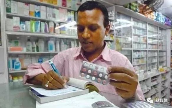 “脏乱差”的印度耍赖快50年，让西方大药企愤怒却无奈，终成穷人的世界大药房！