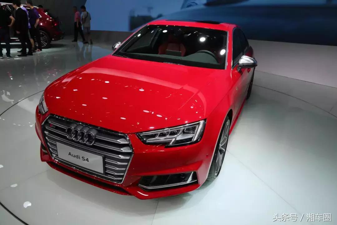 奔驰amga45vs奥迪s4,奔驰奥迪s4