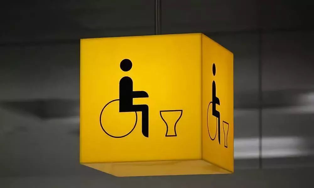 她在厕所干了十年，小“革新”达6项之多！“工作不是做给领导看”值得深思