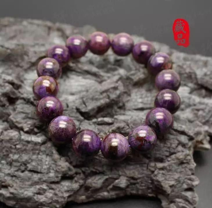 总觉得手腕空落落？那是因为你还缺个水晶手链！