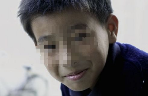 9岁孩子隔三差五说肚子疼还发烧,9岁娃儿老是喊肚子疼