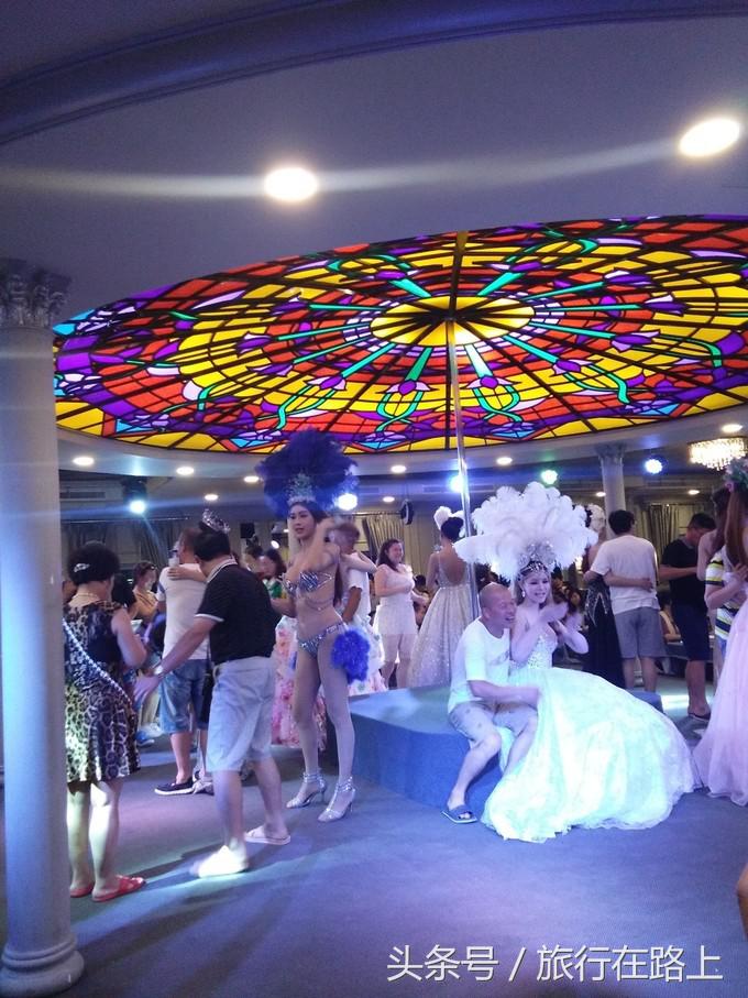 来泰国不看人妖就太亏了，原来人妖只有40岁寿命