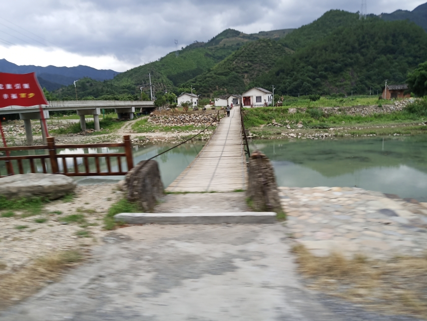 龙井市安民小学,安民小学怎么样