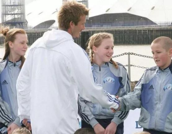 因为一个人爱上了足球,因为一个人爱上一个国家