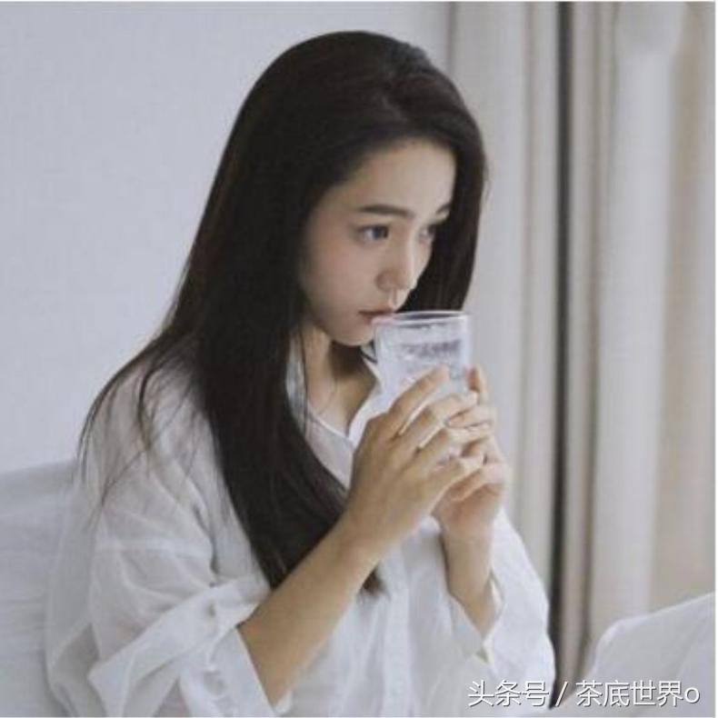 脸上长痘痘印怎么快速消除,脸上发红的痘印怎么快速消除