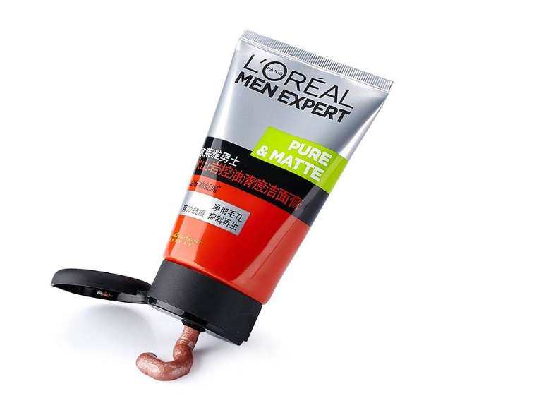 熬夜看世界杯皮肤差,熬夜看世界杯脸部状态很好