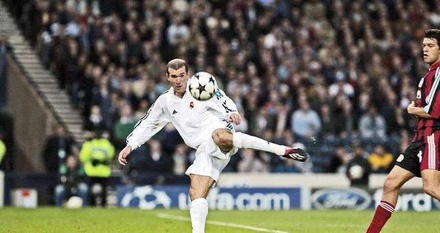 足坛三人最佳梅西内马尔c罗,足球最佳阵容梅西c罗罗本