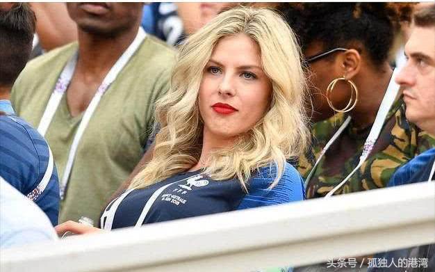 她是法国进球功臣的娇妻，亮相世界杯，美貌完胜整个英格兰太太团