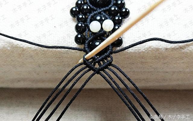 红绳朱砂手链diy手工,diy手链红绳制作教程