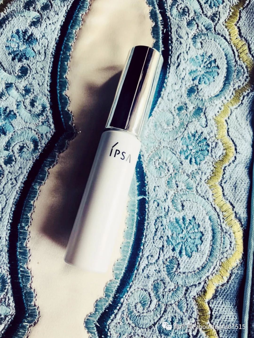 周小福第一次吃红魔虾,周小福吃红魔虾发现苍蝇