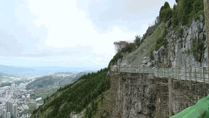 云南9d玻璃栈道,云南雪山峡谷玻璃栈道