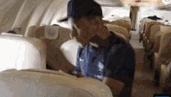世界杯球队到达赛场,世界杯是要坐飞机去参赛地点吗