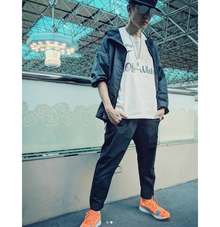 林俊杰球鞋侠同台,周杰伦林俊杰鞋