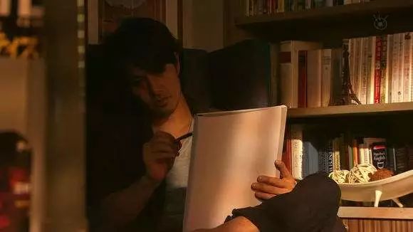 弑父*伦乱**囚禁烧活人，这部悬疑片尺度大到犯规